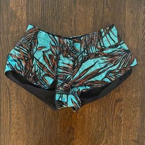 Lululemon running/casual shorts size small